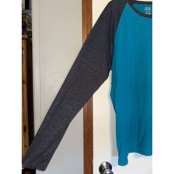 Oakley Men’s Logo Graphic Long Sleeve T-shirt Size XL - Picture 5 of 10